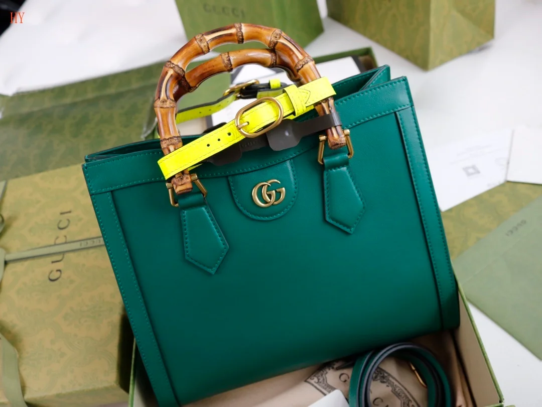 G493